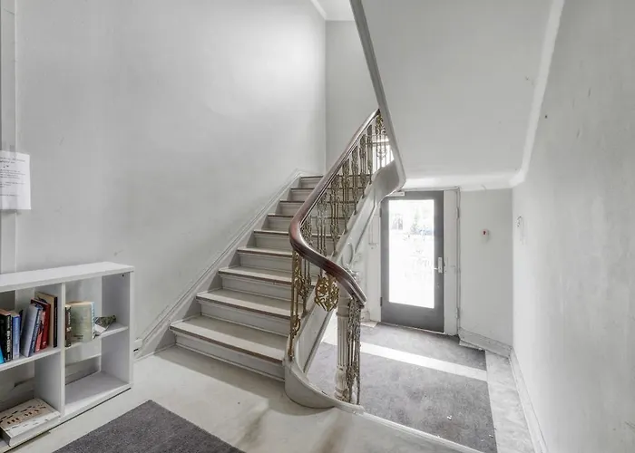 Stylish & Spacious In Cph Apartamento Copenhaga